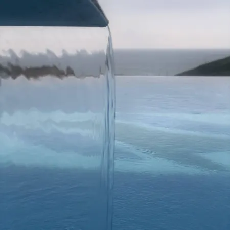 - Ξενοδοχείο Kıyıköy