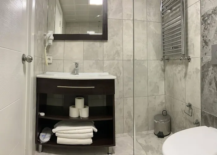 - Szálloda Kıyıköy